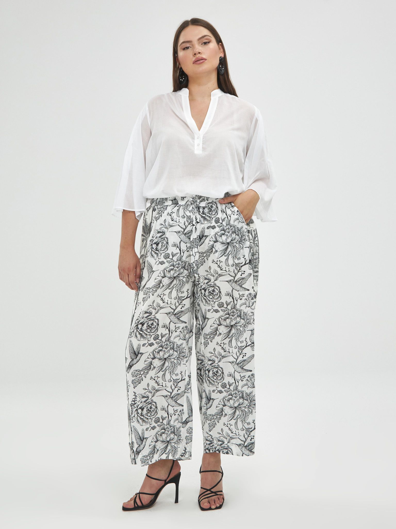 Pantalon imprimé tropical noir et blanc grande taille Mat Fashion - taille 46 – coupe fluide et taille élastiquée