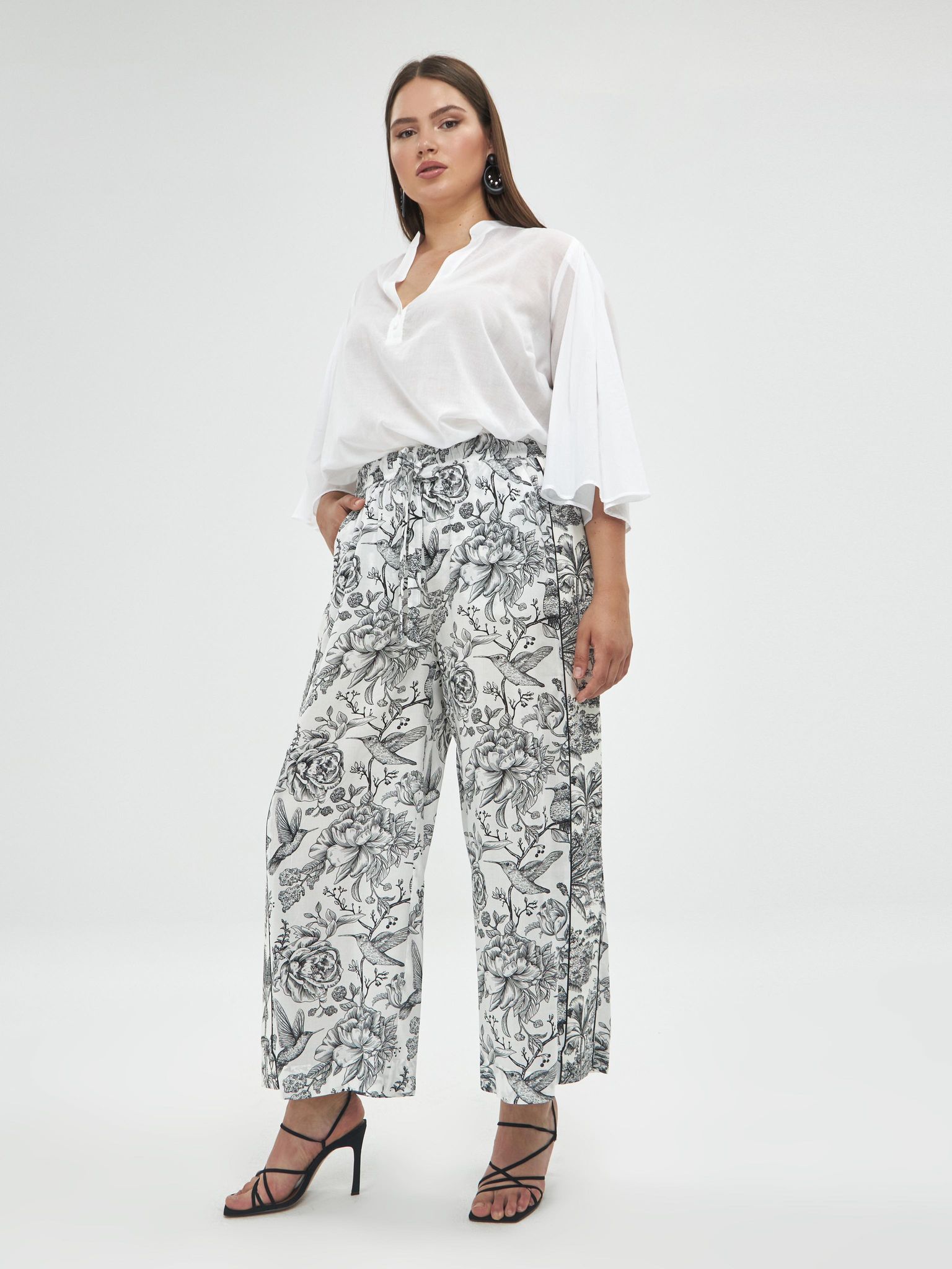 Pantalon imprimé tropical noir et blanc grande taille Mat Fashion - taille 46 – coupe fluide et taille élastiquée – Image 3